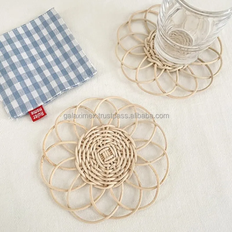 Best selling white wicker woven coaster plate for drinks for kitchen accessories coaster kitchen mat table mats in Vietnam