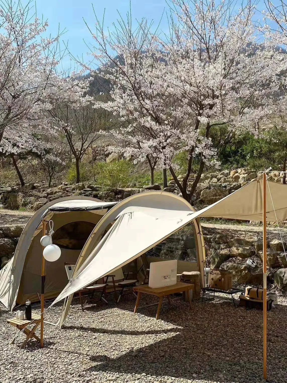 OEM suppliers outdoor glamping tent with multi rooms modern camping tents for friends families sturdy tents for camping 4 season