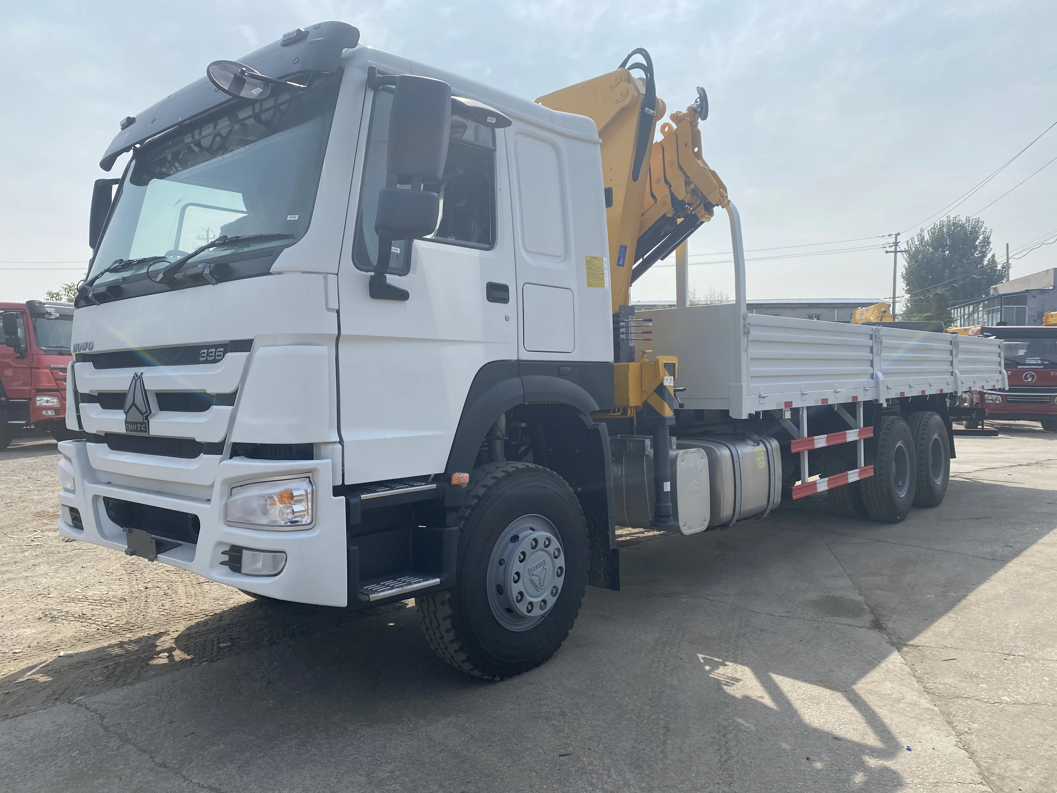 High Quality Custom Truck-Mounted Crane Tow Truck Wrecker Mounted Crane Truck With 8 Ton Crane