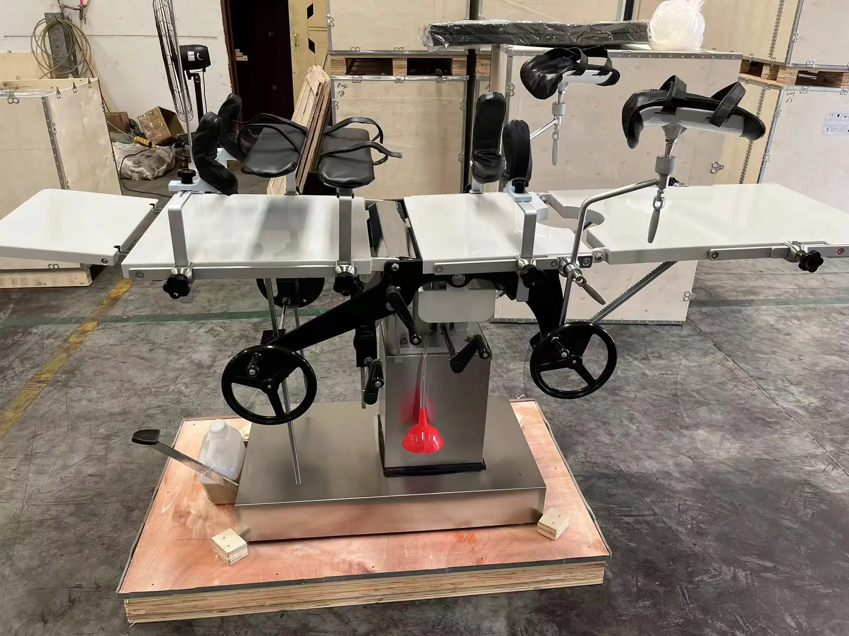 Hospital furniture hydraulic operation side controlled 3001 surgical bed OT operating table