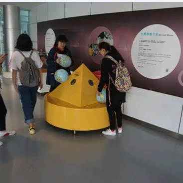 
School Science Populiazation Exhibit- Bernoulli Blower 