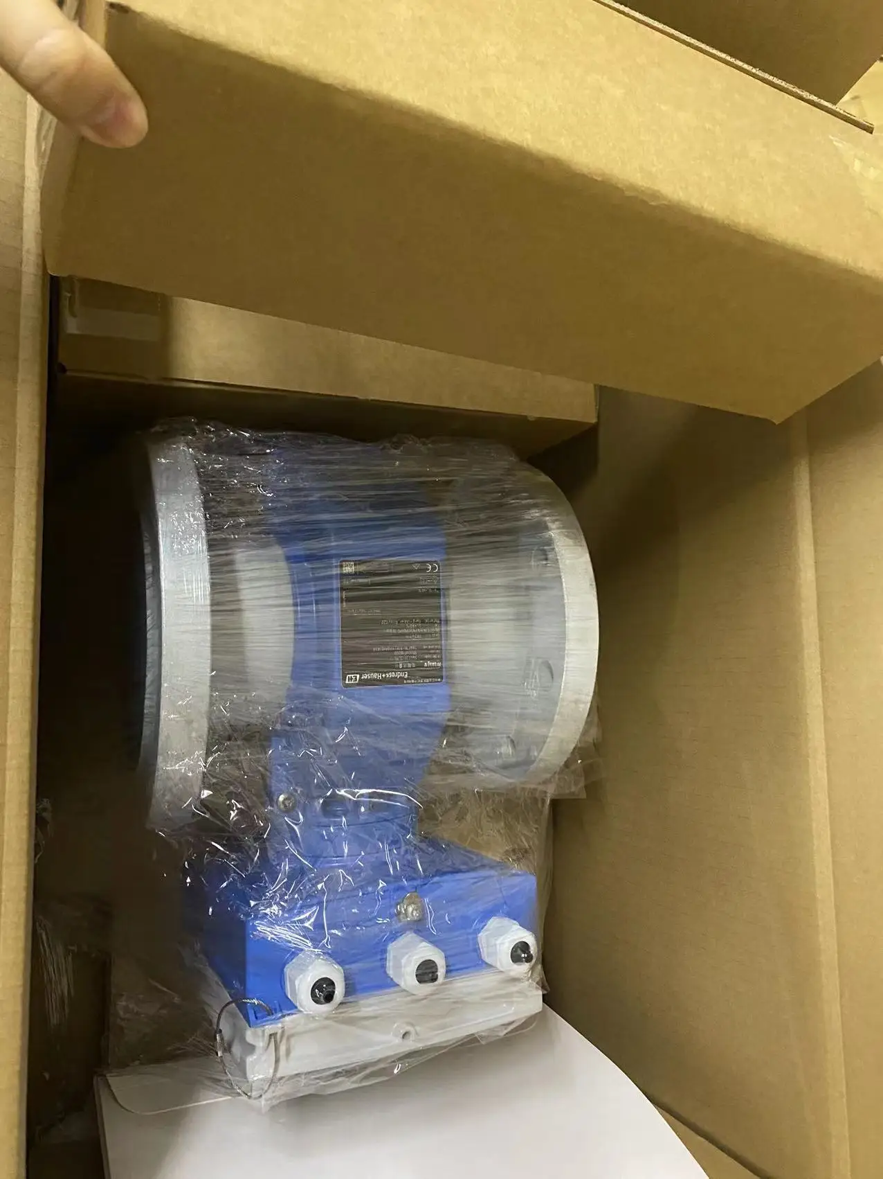 Endress Hauser 5W4C1H-AAELHA0AHD3KHA Electromagnetic Flowmeter for the Water and Wastewater Industry