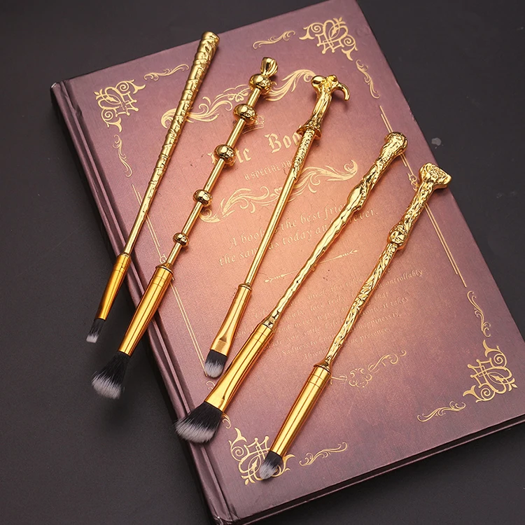 Wholesale Japanese Cartoon Magical World Harry Metal Cosmetic Beauty Tool 5pcs Eye Shadow Makeup Brush Set