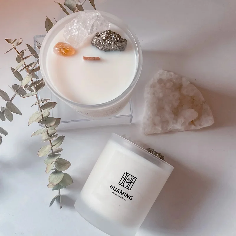Huaming Small Novelties Wood Wick Gemstone Aromatherapy Luxury Candles Custom Tea Rose Soy Wax Crystal Glass Scented Candle