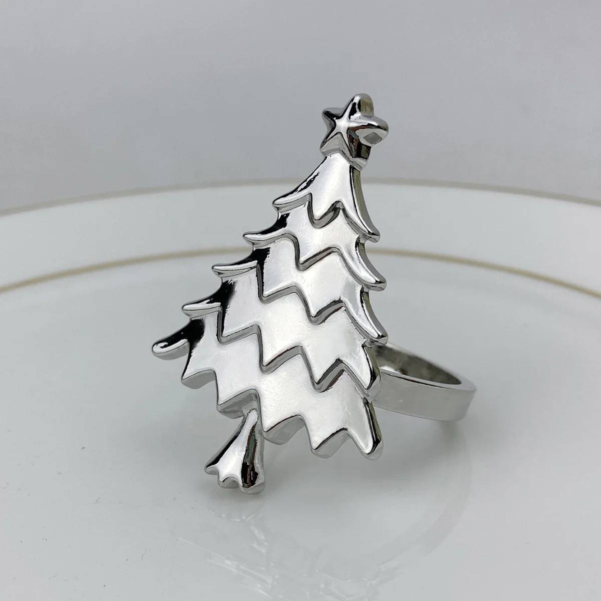 cheap and simple christmas tree napkin ring