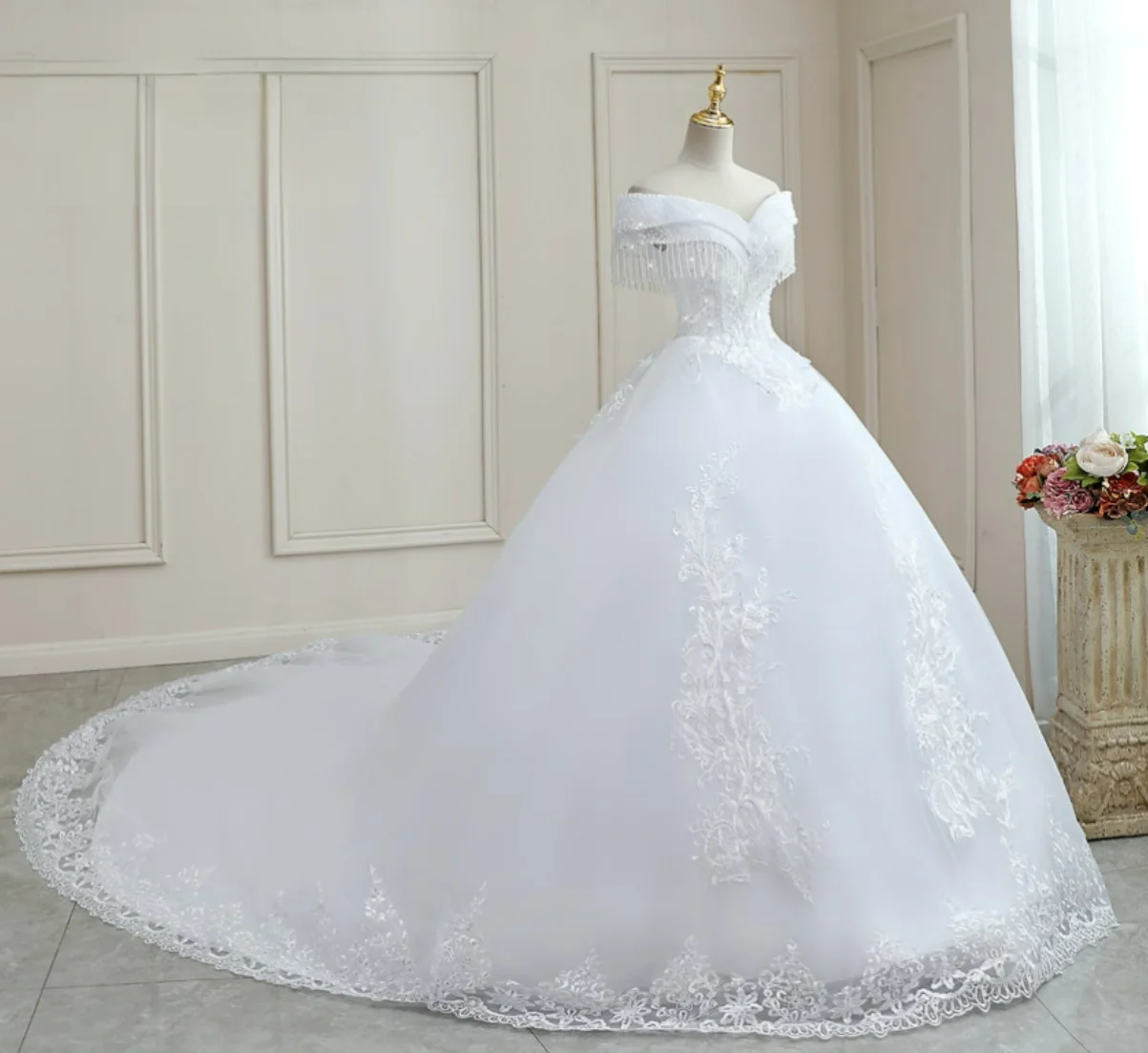 wedding gown (1).png