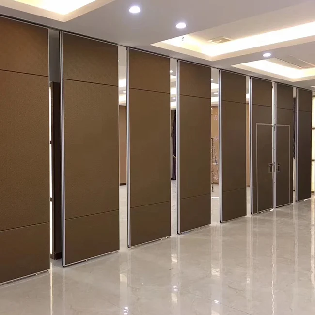 High Quality Cheap New Design  Made In China Good Price Movable Wooden Accordion Partition Wall For Banquet