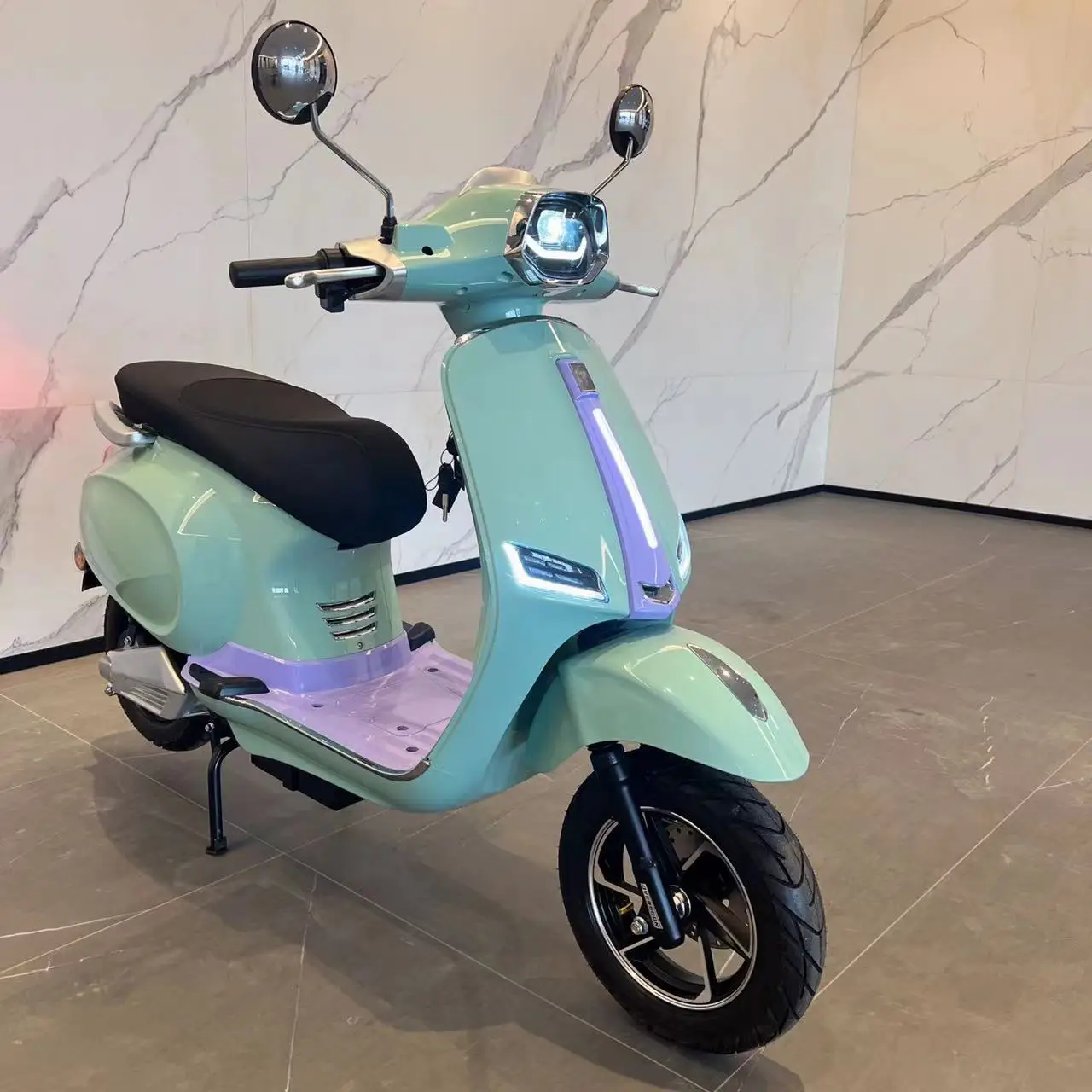 New Arrival Popular Sport Small Adult Electric Scooter Motorcycle 72v 2000w Two Wheel Electric Motorcycle Racing For Sale