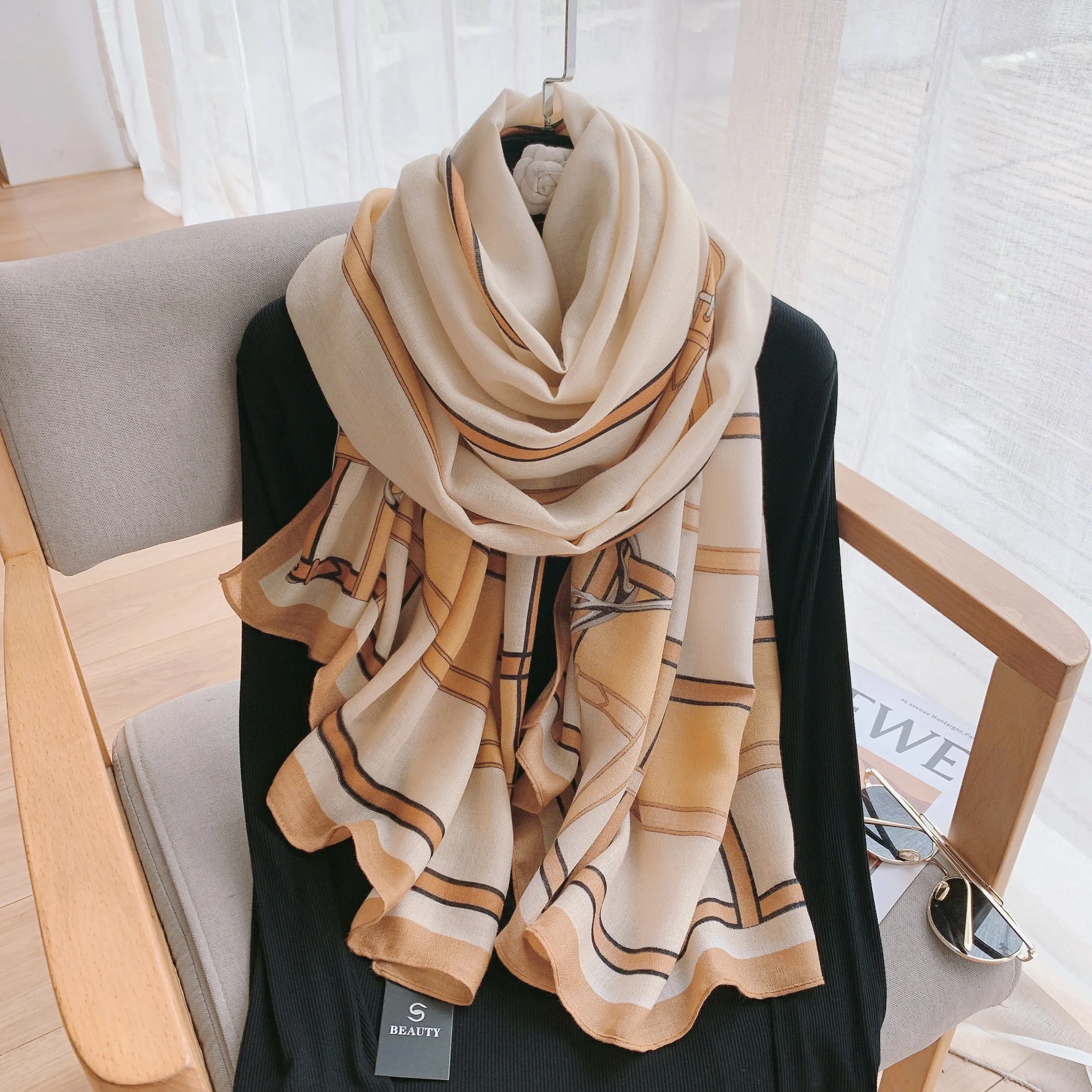 Fashion Stylish Design Long Soft Hemp Scarves Wholesale Printed Ladies Woman Scarf