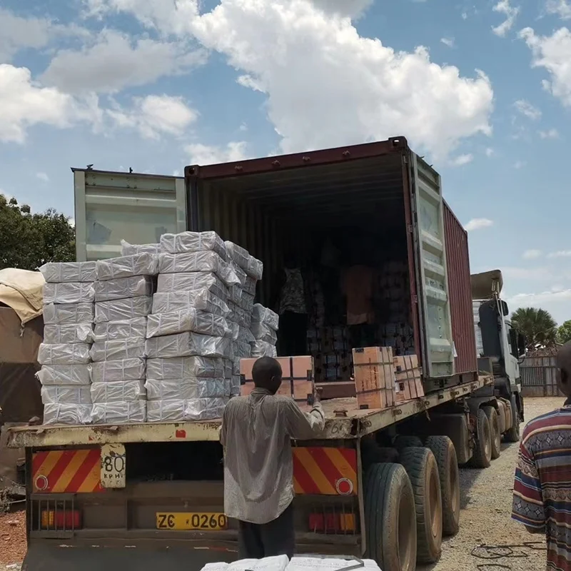 China forged wooden handle agricultural hoe supplier