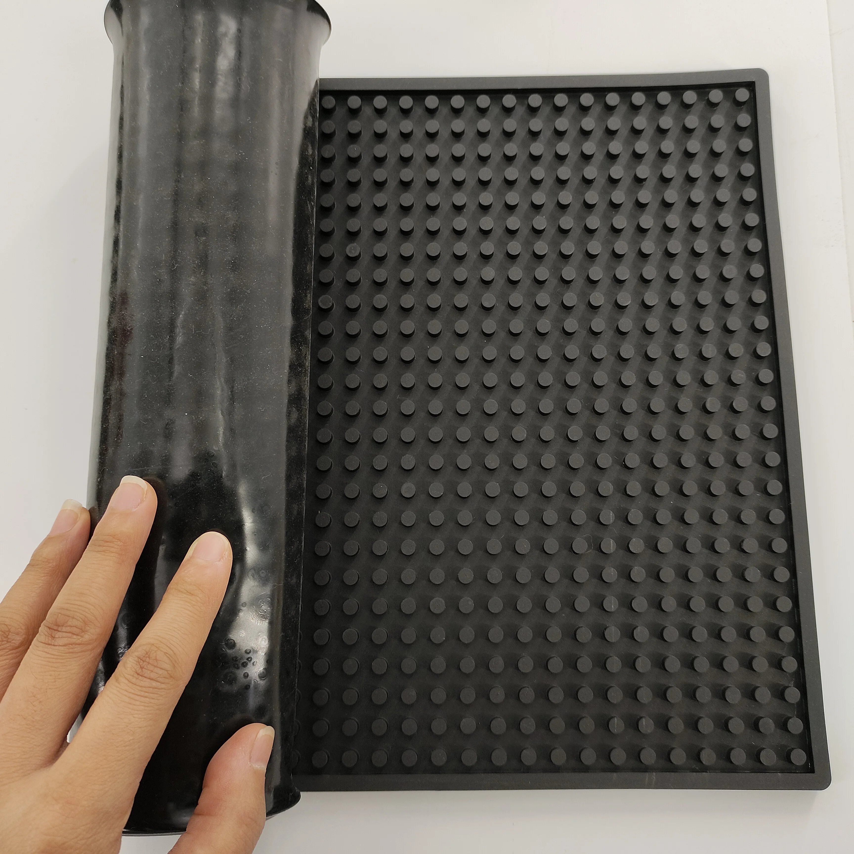 thick durable and stylish bar mat for spills non-toxic bar mat