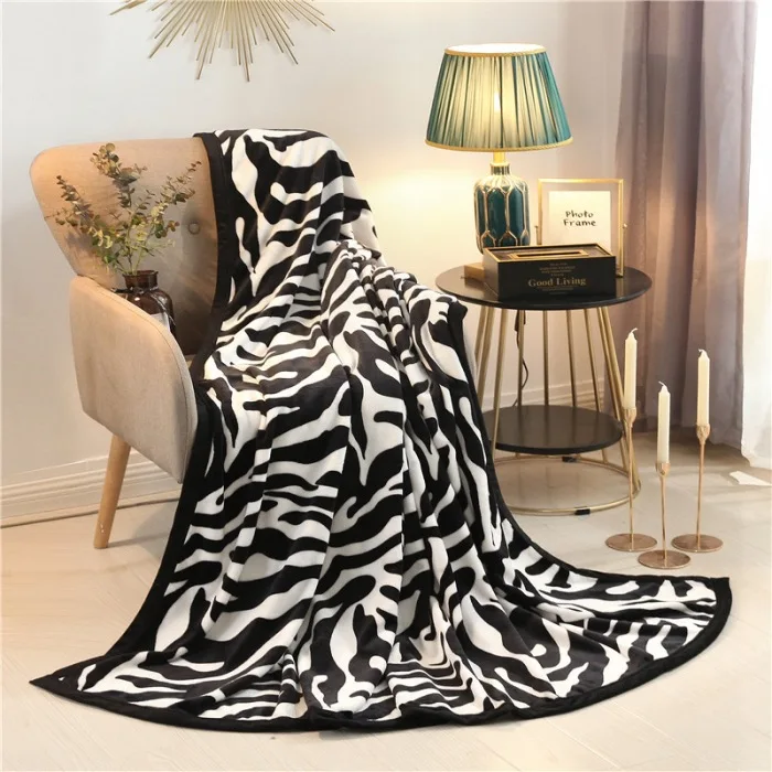 Premium Promotional Custom patterned Coral Fleece Blanket Super Soft throw blanket