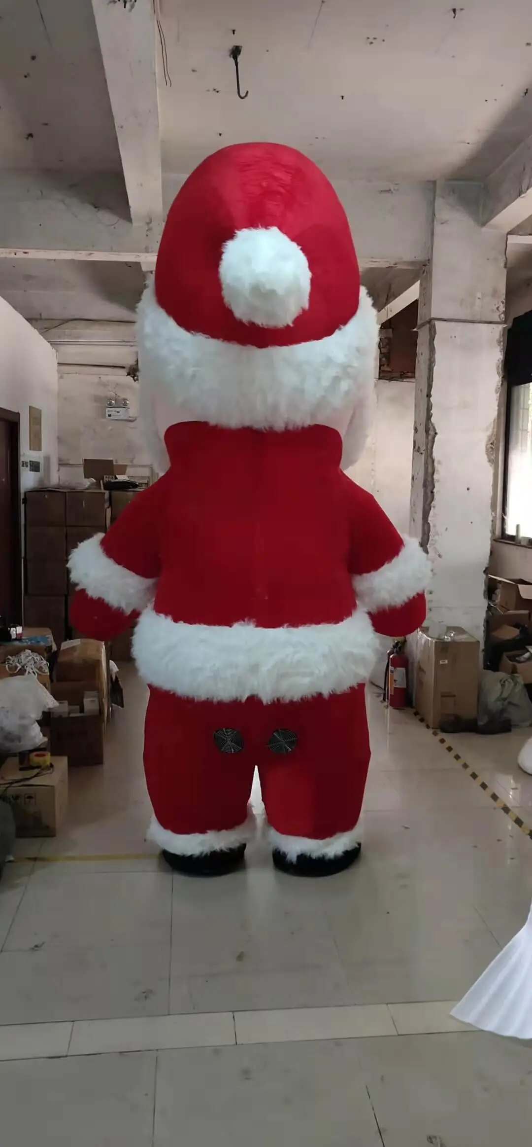 Hot sale 2m/2.6m/3m inflatable Santa Claus mascot costume for Christmas