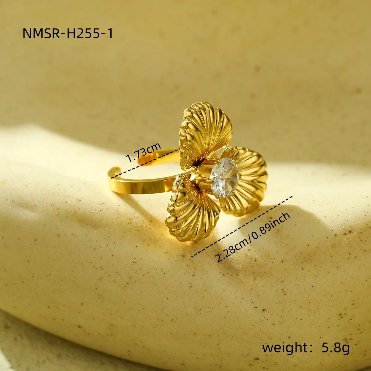 High quality stainless steel 18K PVD gold-plated clover ring with inlaid rhinestone fashion crystal flower ring for women