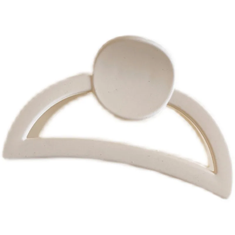 Yiwu Made Small Commodities New Arrival Fashion Ladies Acrylic Half-moon Ladies and Girls Hair Clips
