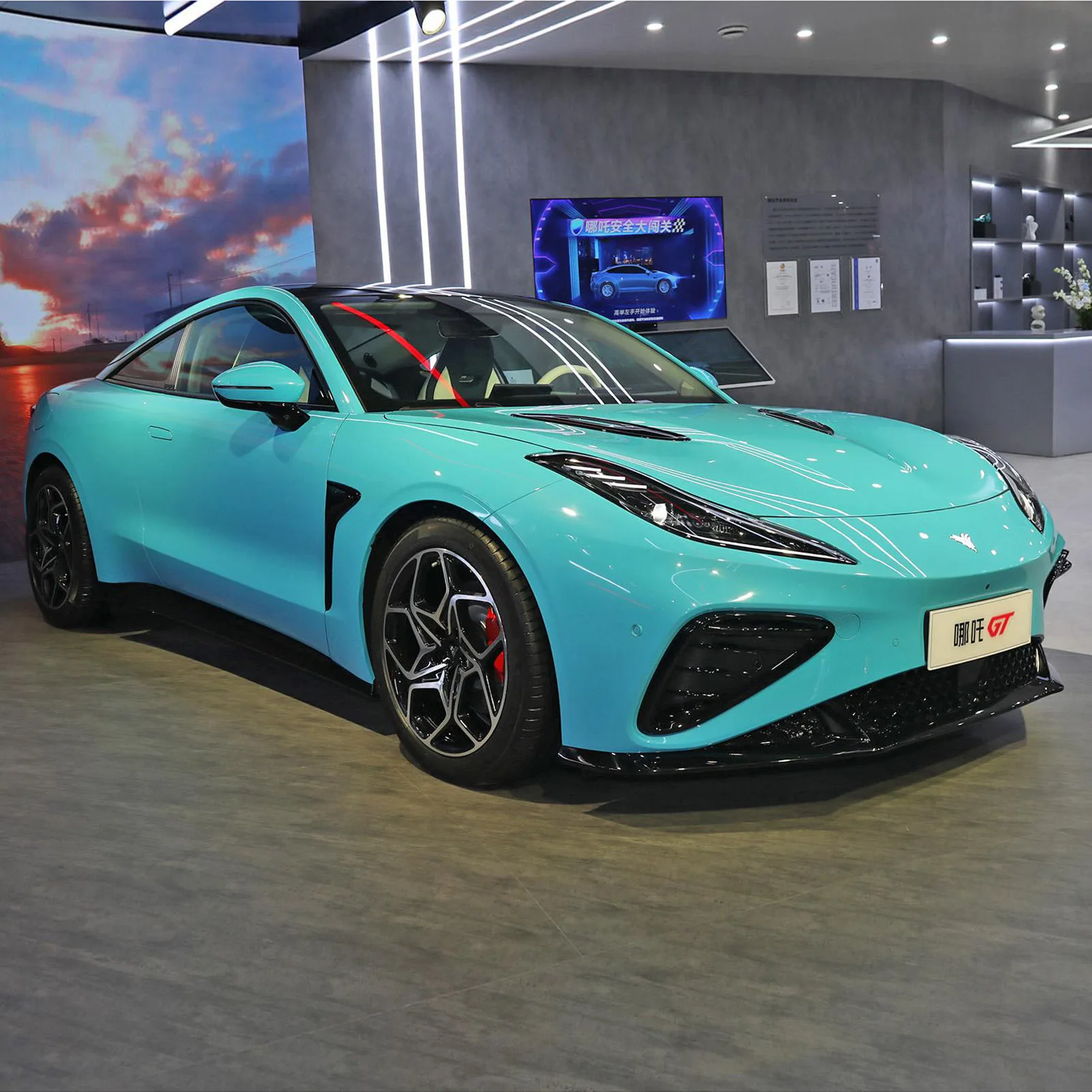 2024 Новый электрический автомобиль Neta GT 580 км 4WD AWD для