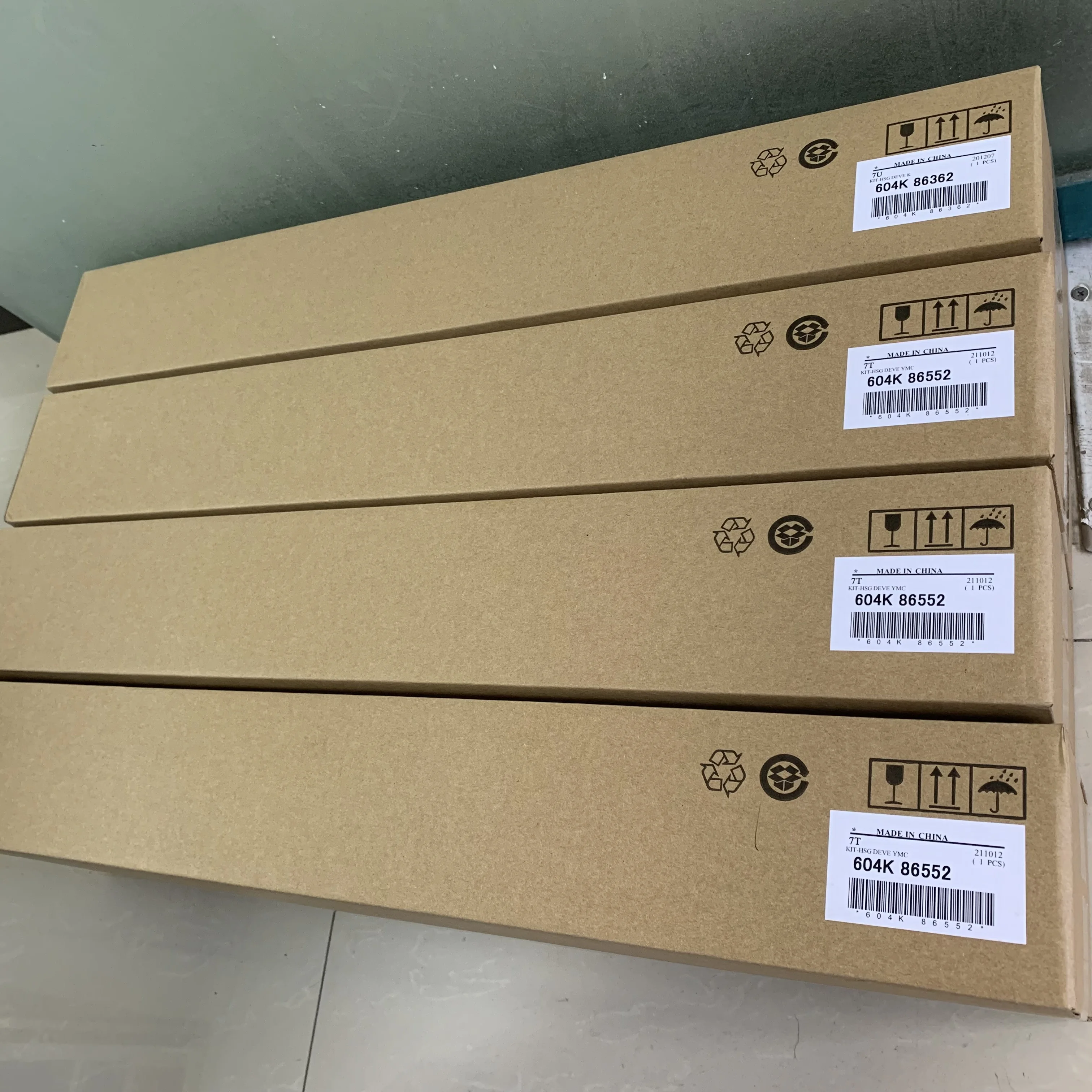 Developer Housing Assembly 604K86552 for Xerox 700 Color 550 560 C60 C70 C75 J75 Original Spare Part Unit 675K76220