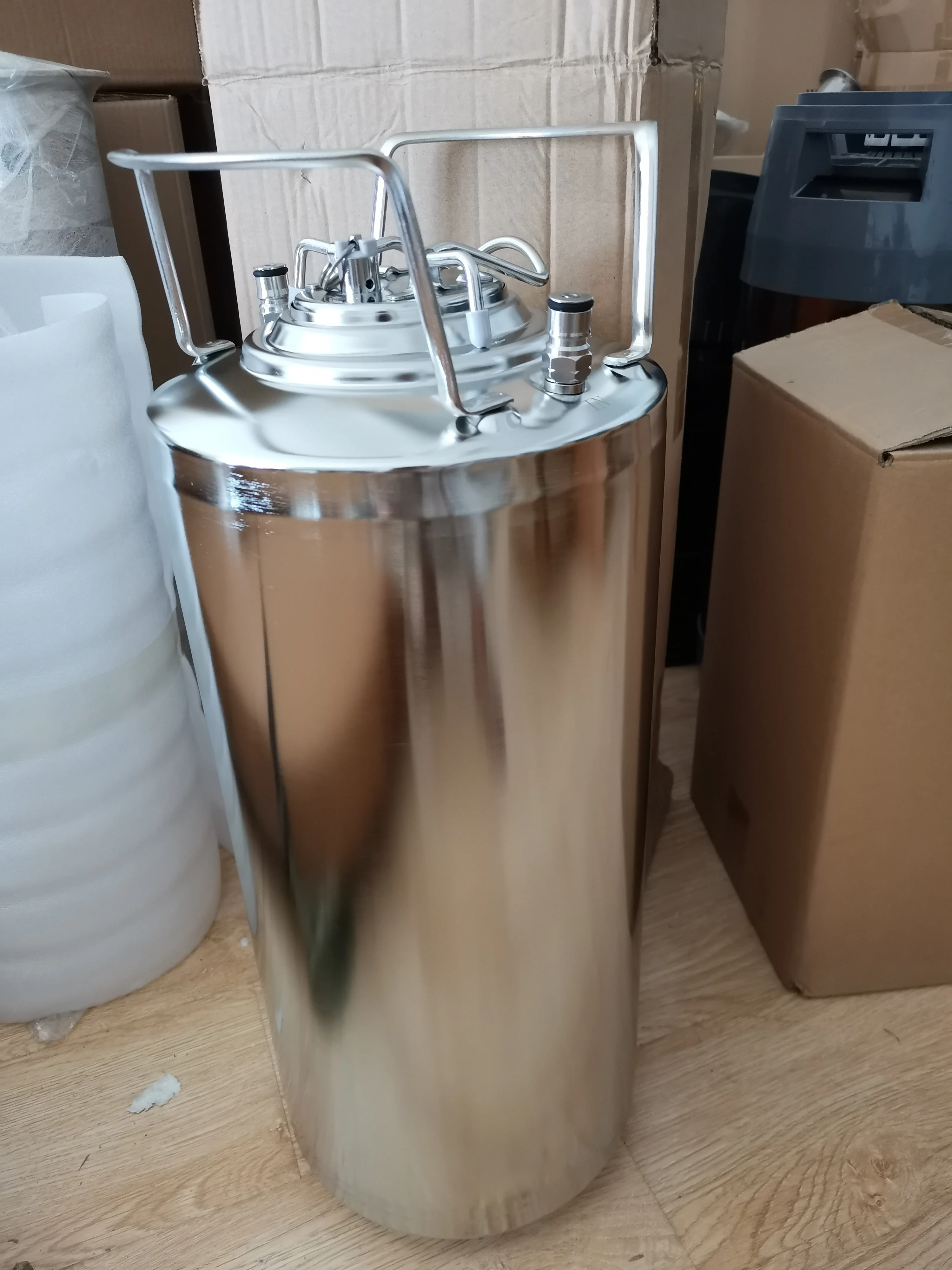 5 Gallon 2.5 Gallon Stainless Steel Cornelius Keg Black Handle Corney Keg For Beer and Coffee Packaging