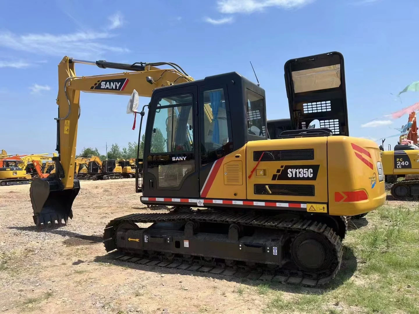 Mining machine SY215C 215C-9 245 265 Used Excavator