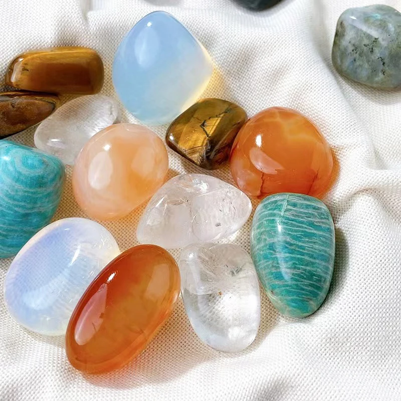 Wholesale Natural Gemstones Healing Crystals Quartz Tumbled Stones Rough Rose Quartz Amethyst Gravel Stone for Decoration
