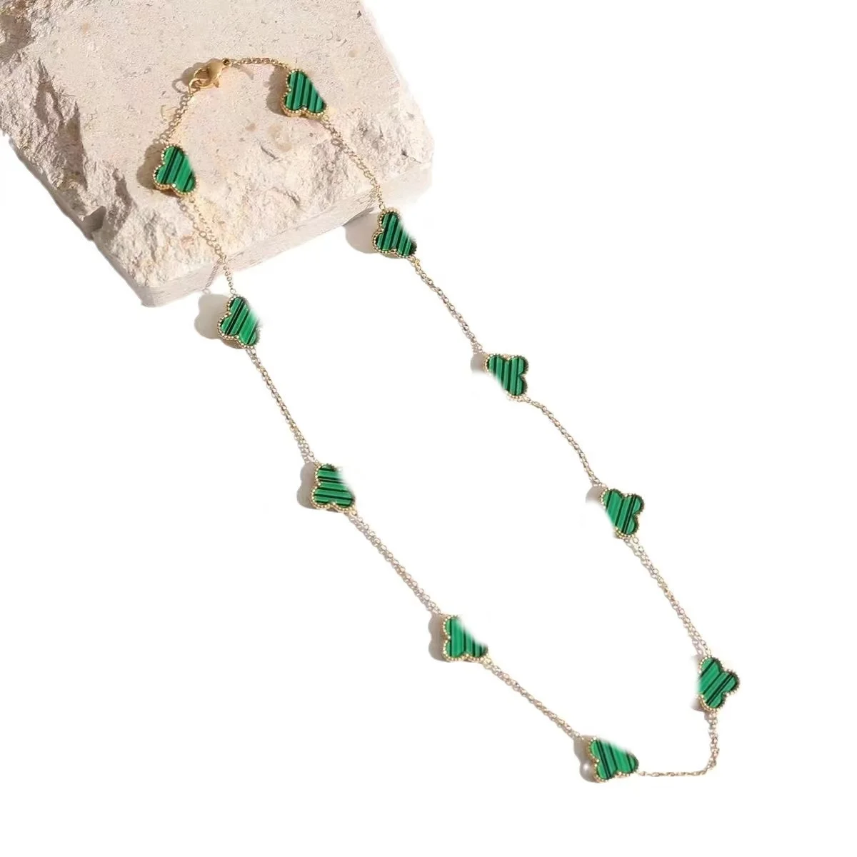 Wholesale  Luxury design 18k gold electroplated clavicle  Stainless Steel Laser Design 10 flower necklace Jewelry set