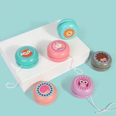  Дешевые рекламные деревянные игрушки Yoyo детские на заказ логотип деревянная цветная печать происхождение размер рекламной продукции поле