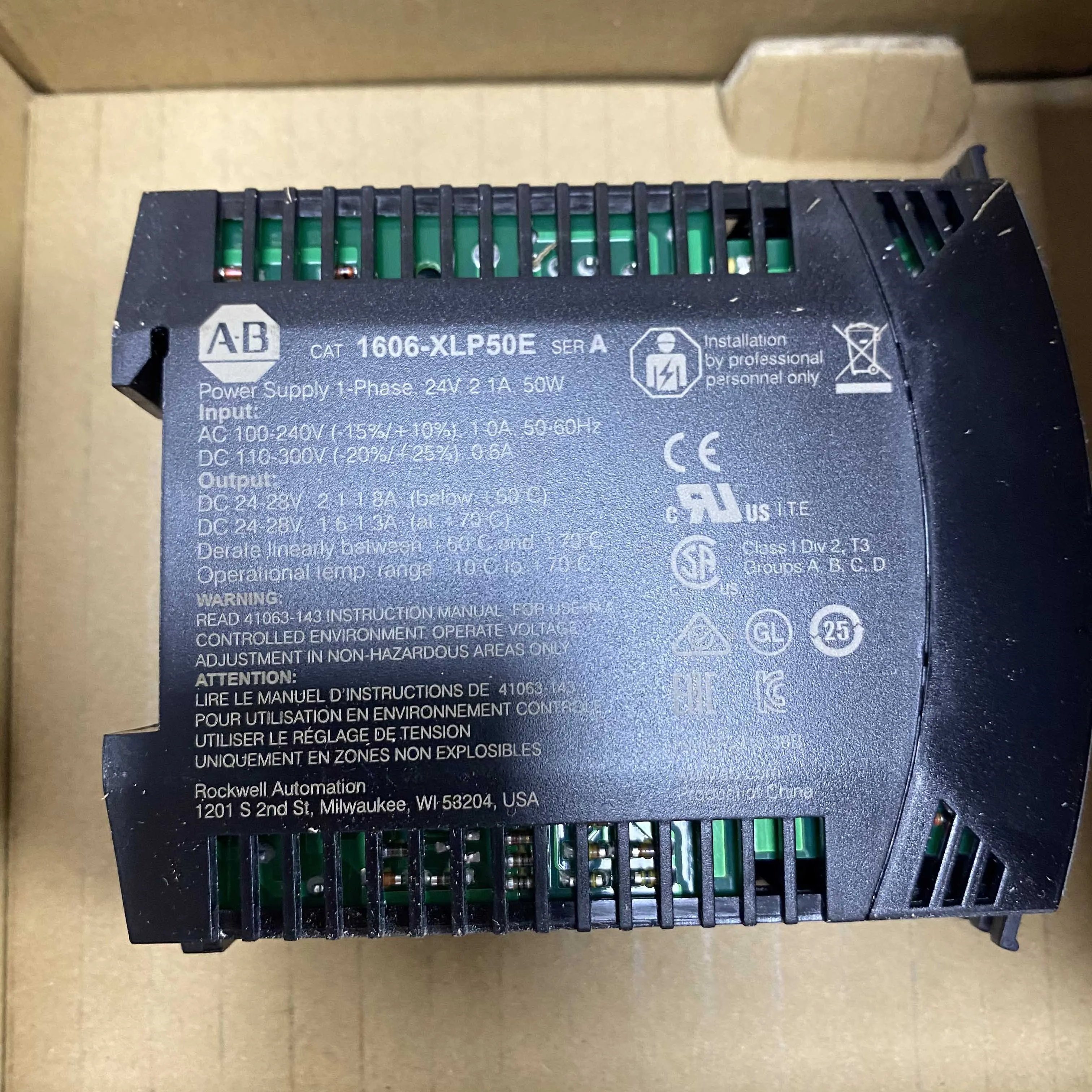 Allen-Bradley 1606-XLP50E AC/DC компактный источник питания 50W 24-28V 120/230VAC входной ПЛК