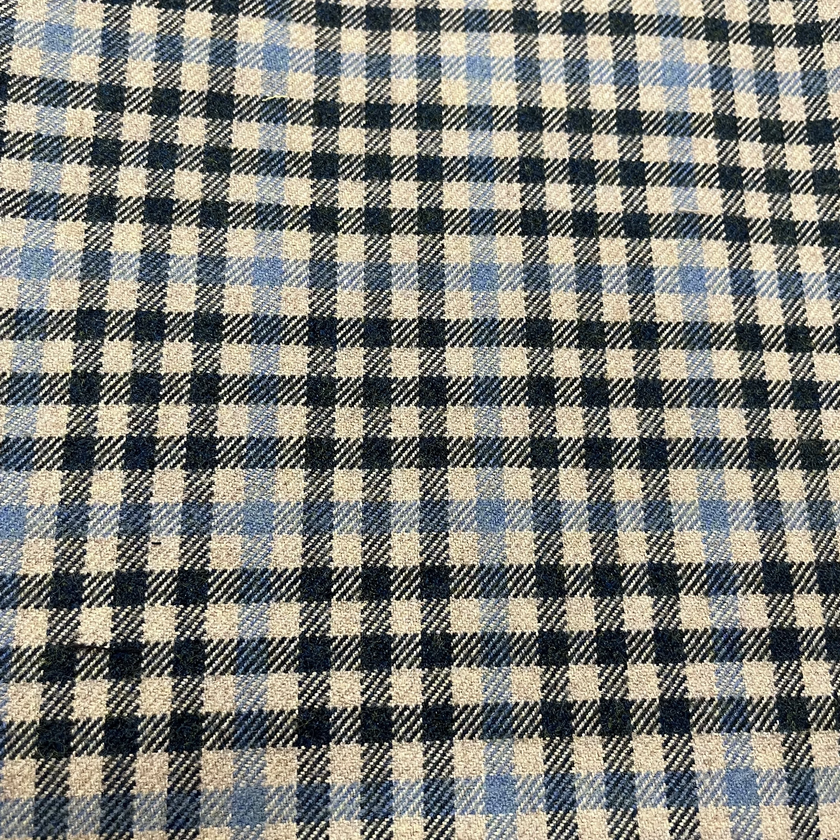 Factory direct selling flannel plaid shirt men strech cotton velvet fabric