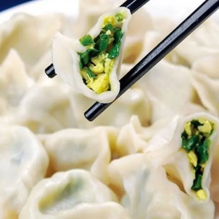 500g Chinese soft foodstuffs grain snacks wheat flour products leek and egg flavor dumplings