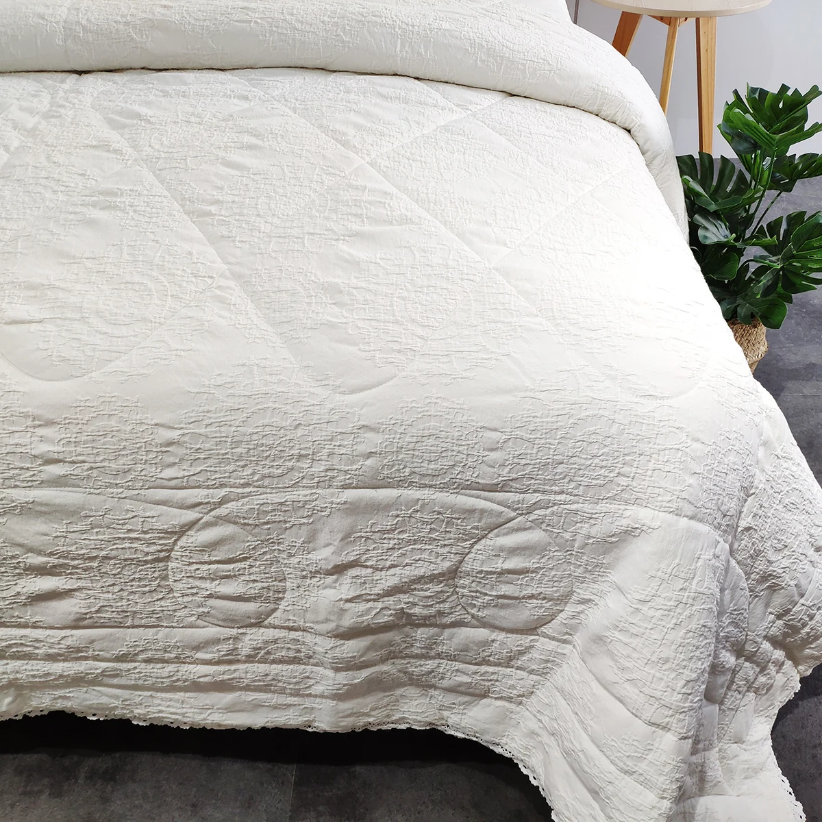 Popular wholesale 100% cotton bedding cover quilted bedspread bedding set