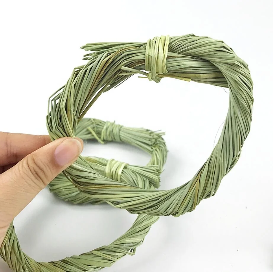 2021 new hot sale rabbit Bunny chew ball grass molar rabbit chew toy rabbit hamster guinea pig in Aquatic plants