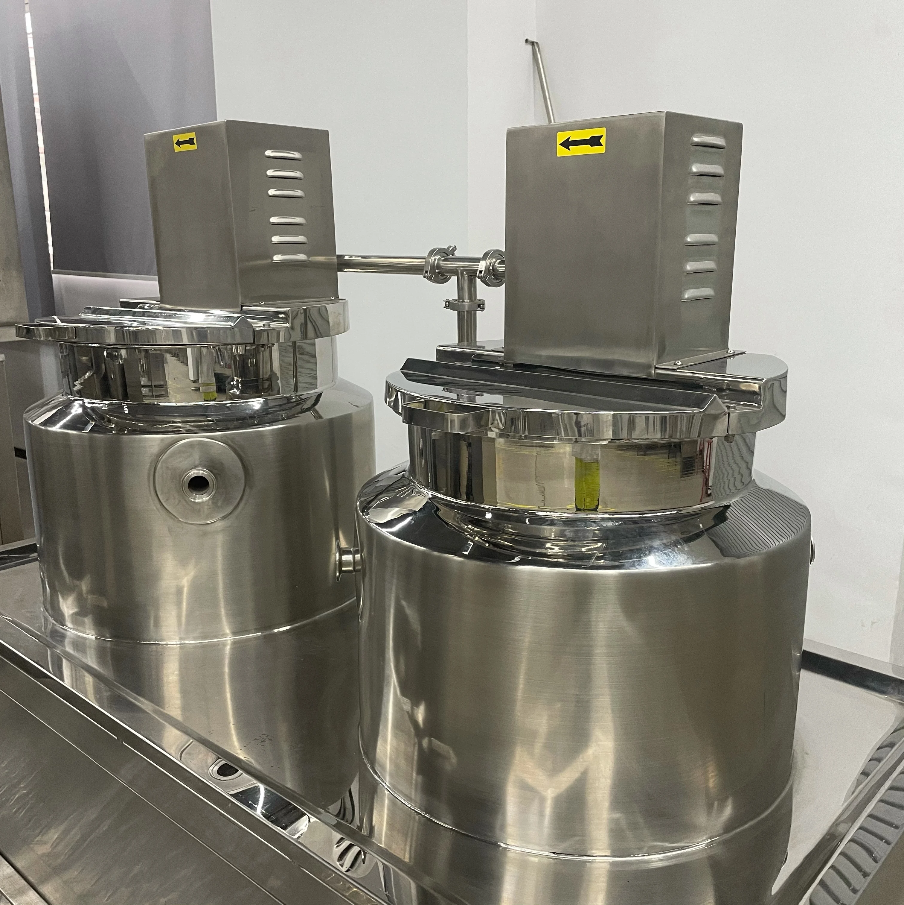 High Efficiency   Steam Shampoo   Custom Electricity Heating 500L 1000L  Viscosity Liquid mixer