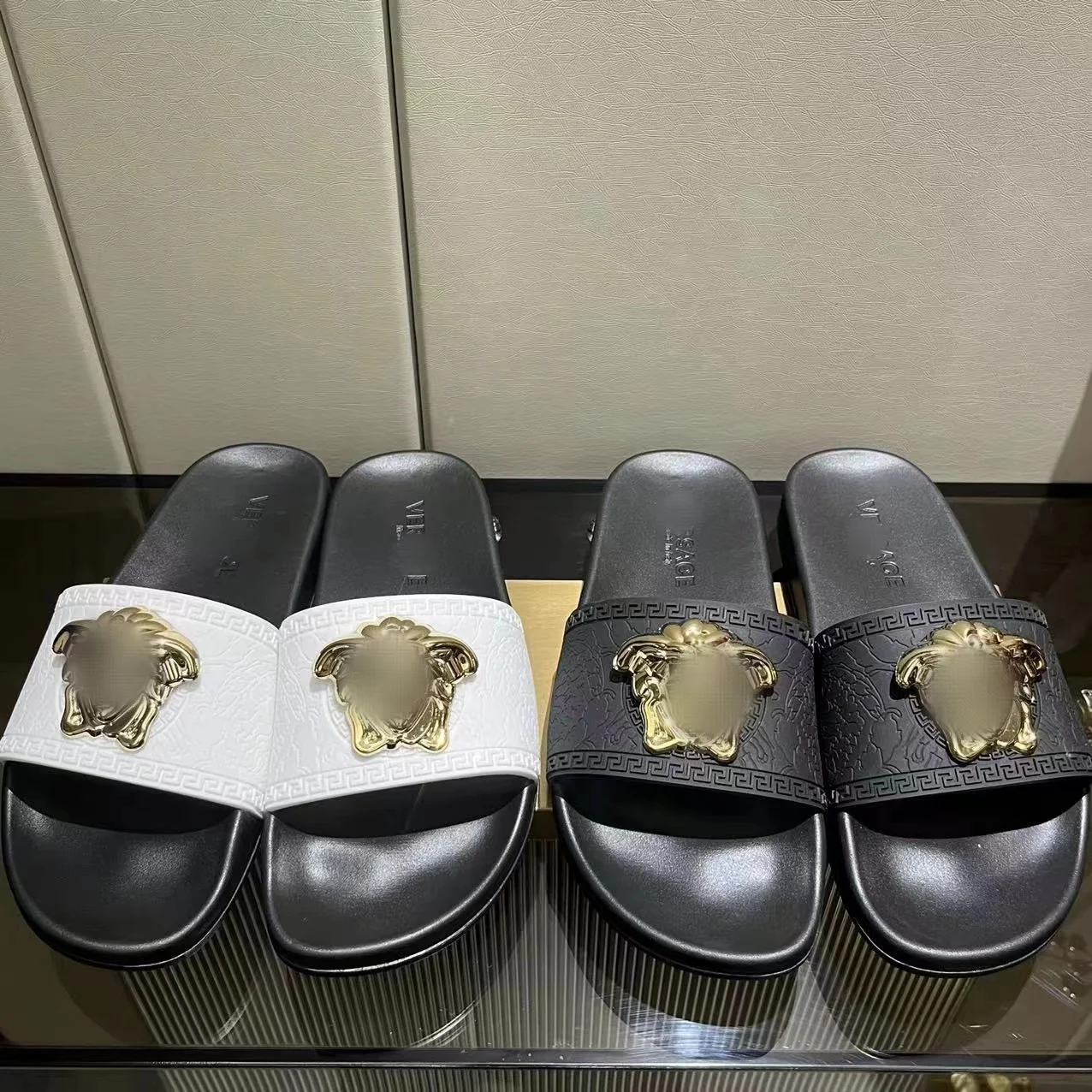 qzab wholesale  women and man platform shoes with head ornament one-piece non-slip beach comfortable casual slippers for women