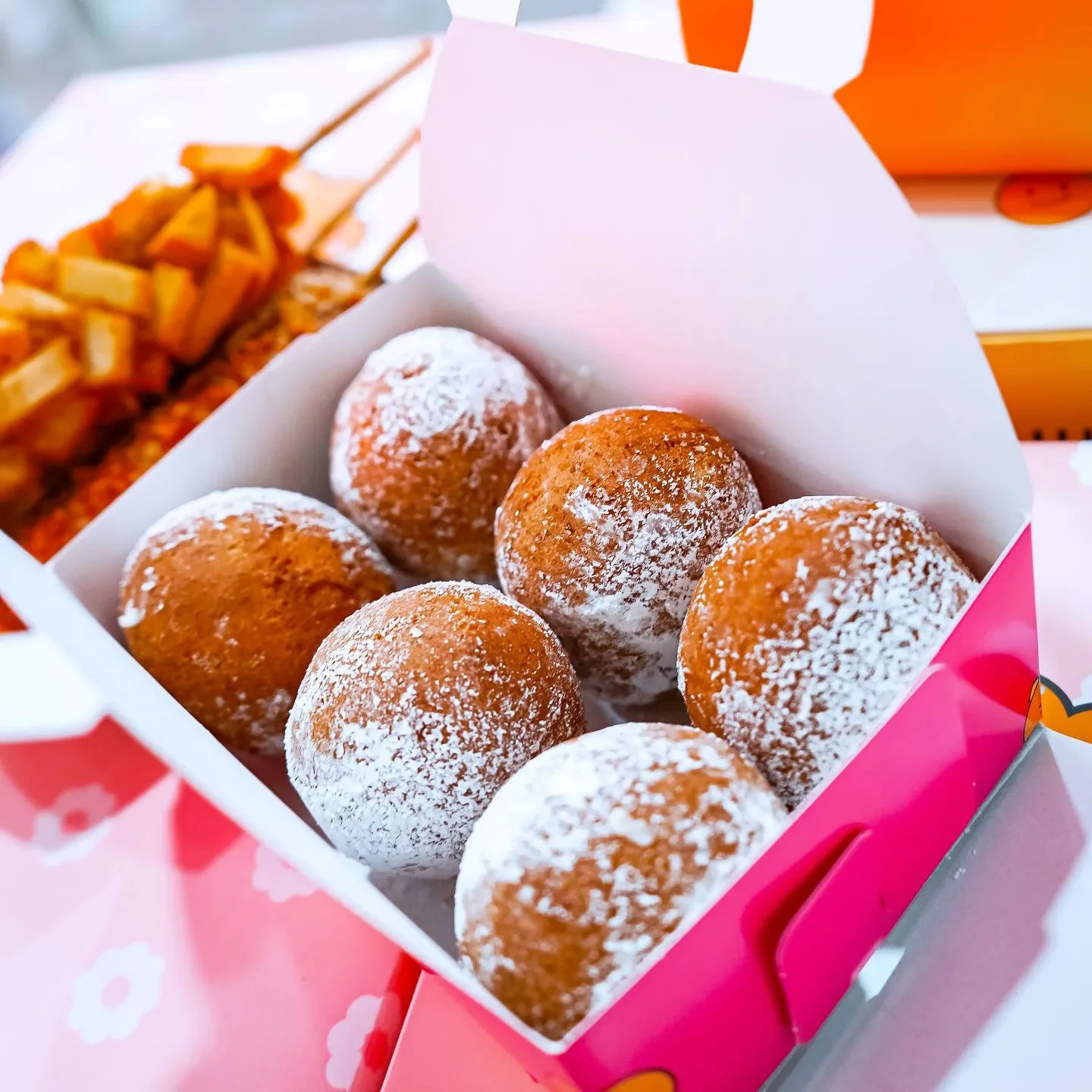 3 6 12 Donut Boxes for Mochinut Corndog Box Mochi Ball Packaging with Handle