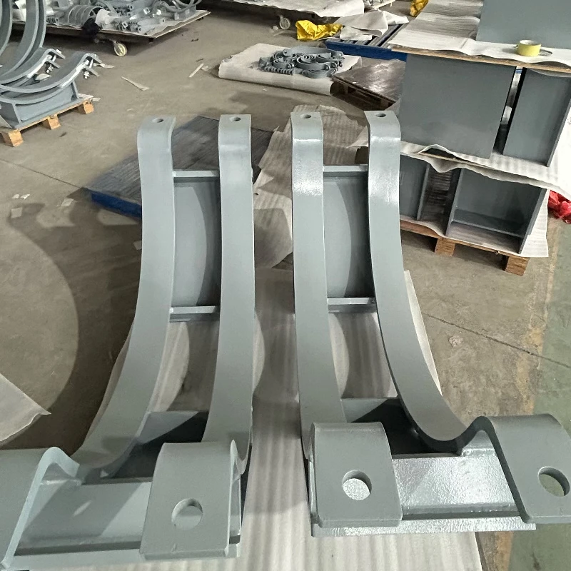 Big Pipe Saddle Support/Guide  with Pipe Insulation Protection Shield
