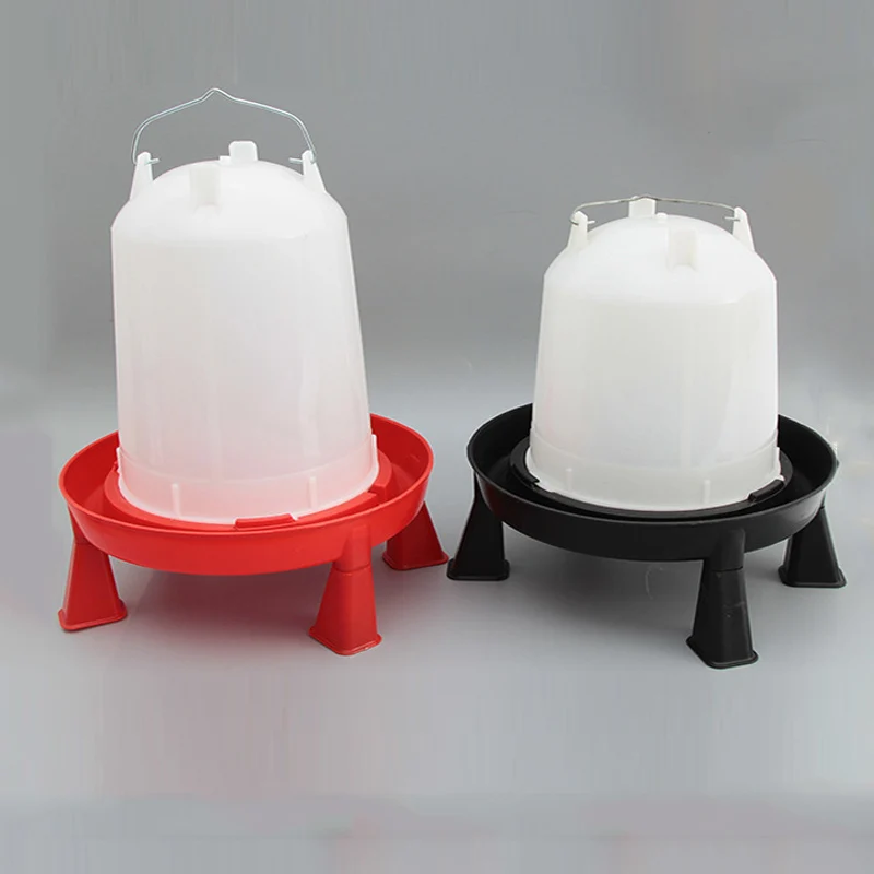 Поилки для птицы и курицы