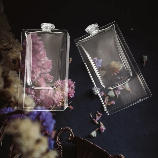 Best Selling Free Sample Luxury Woman Customized Design Glass Perfume Bottle 50ML