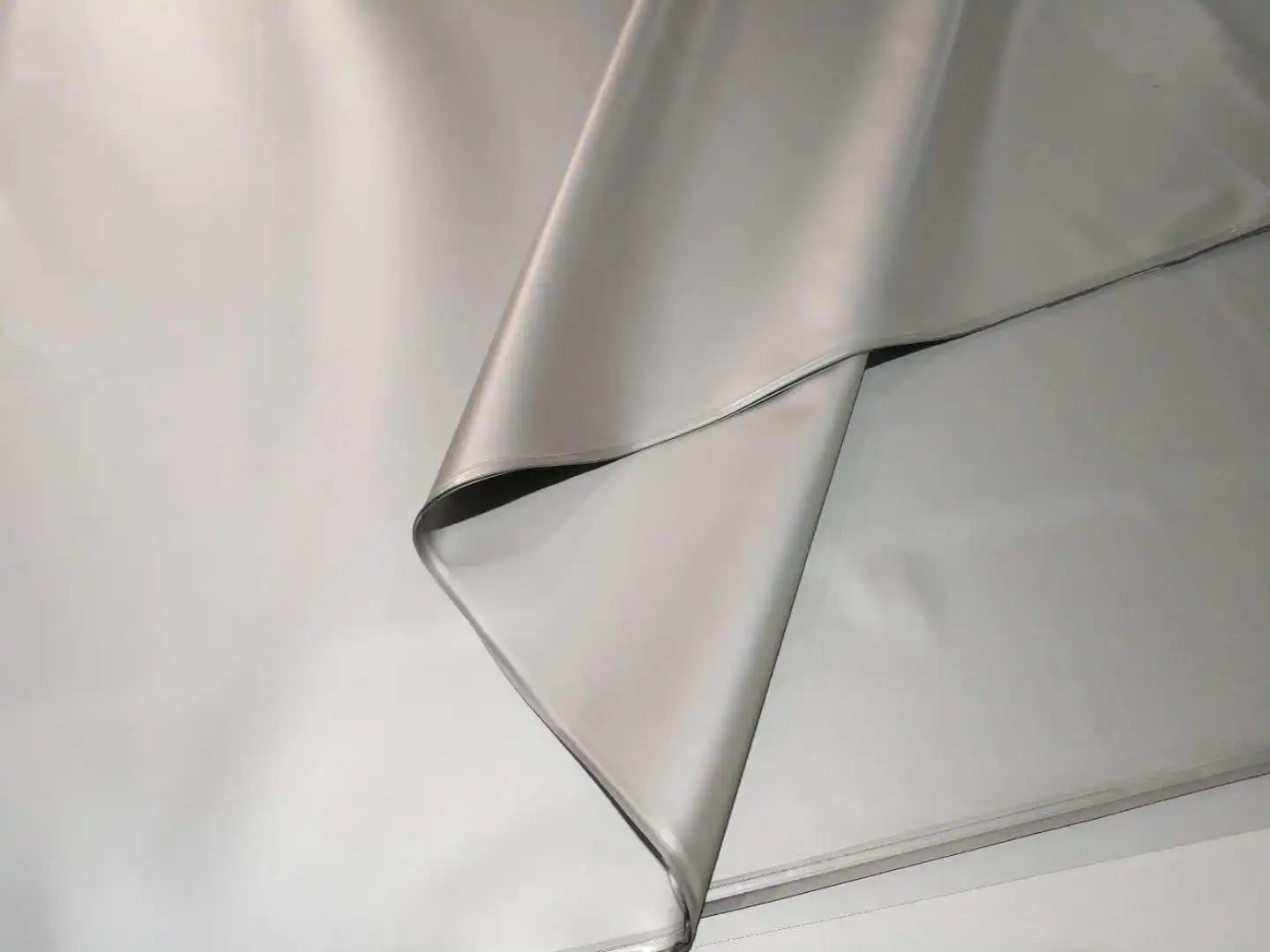 ALR Projection screens Soft PVC Ambient Light Rejecting Fabric, 110inch 16:9, Edge 1cm Fixed Frame Projector Screen