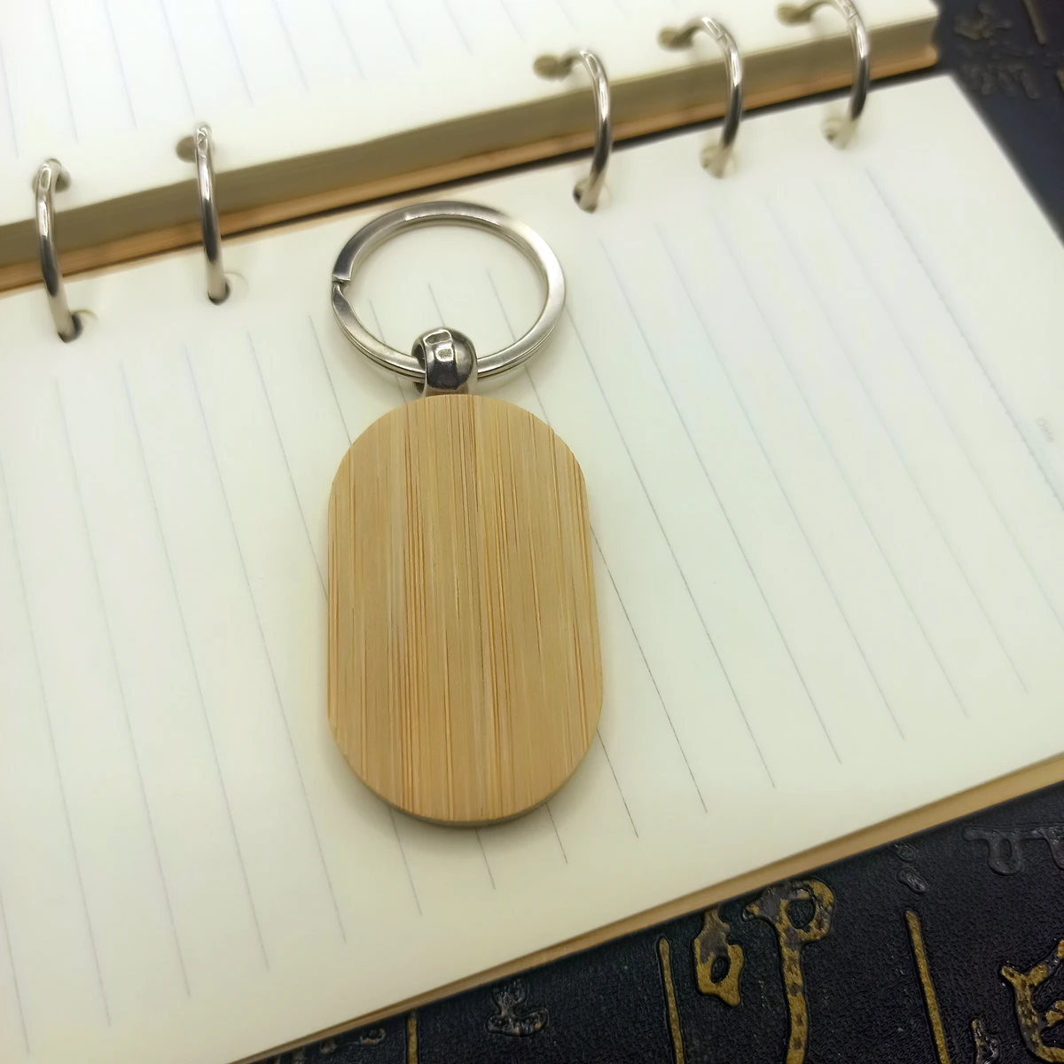 Wholesale High Quality Promotional Customize Carving Logo Blank bamboo Keychain