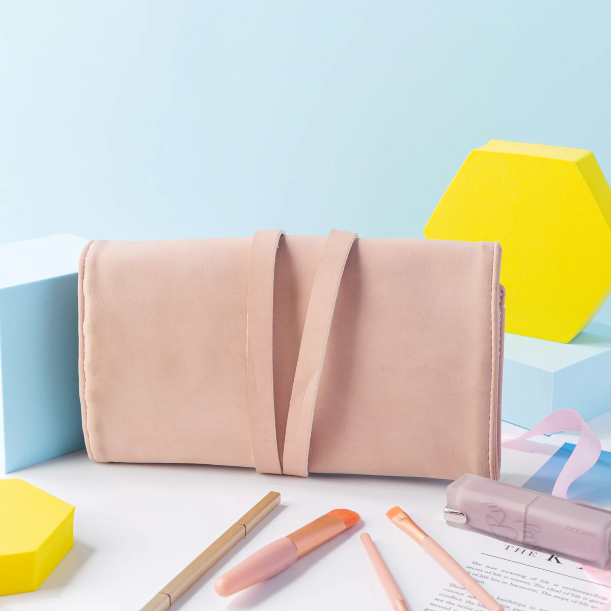 Eco Friendly Soft Vegan Leather Roll Up Cosmetic Bag Pouch Small Travel Large Capacity High Quality Makeup Brush Holder Silicon