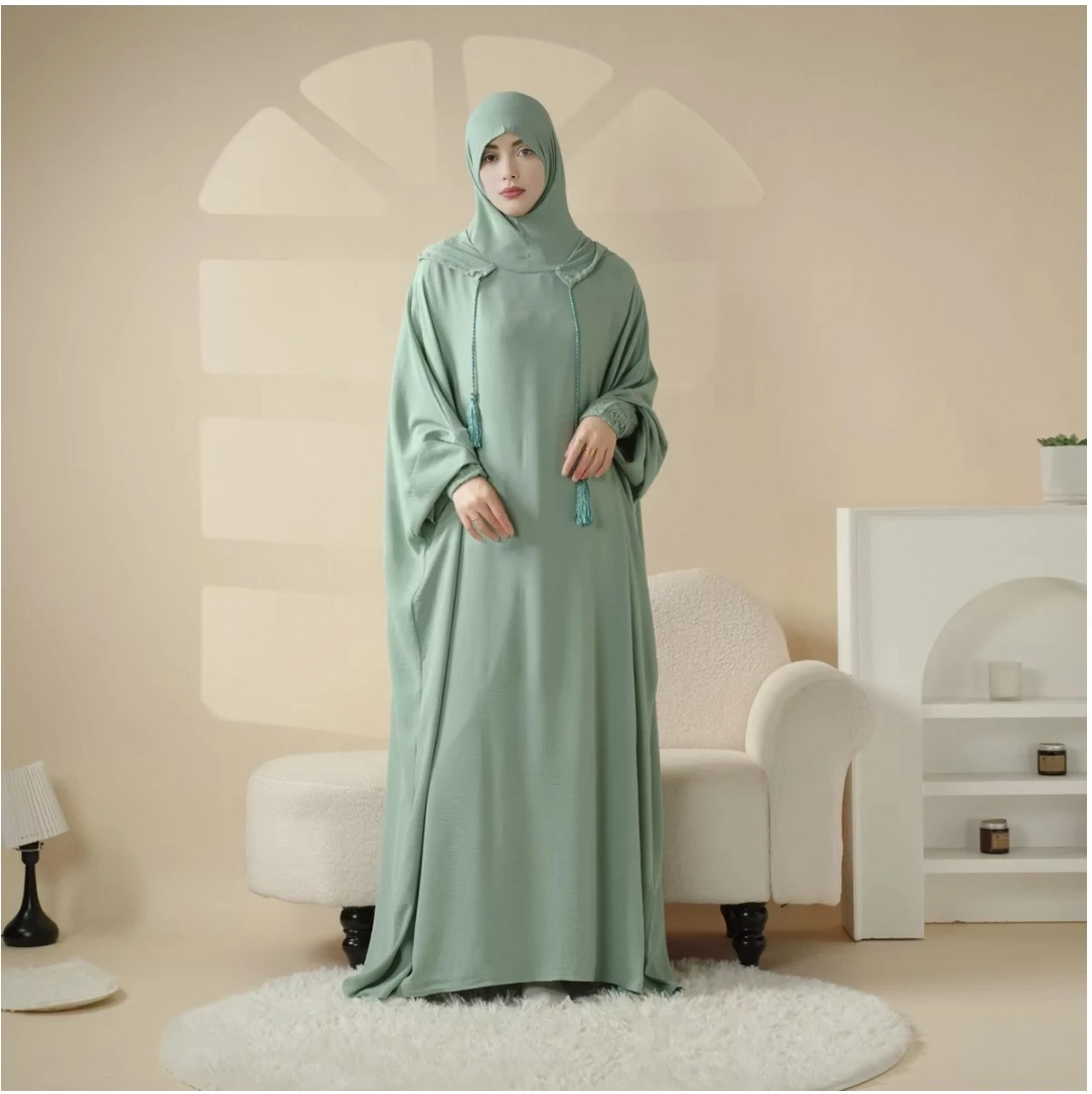 Hot Selling Women Ramadan Abaya Islamic Clothing Hoodie Muslim Dress Traditional Muslim Clothing