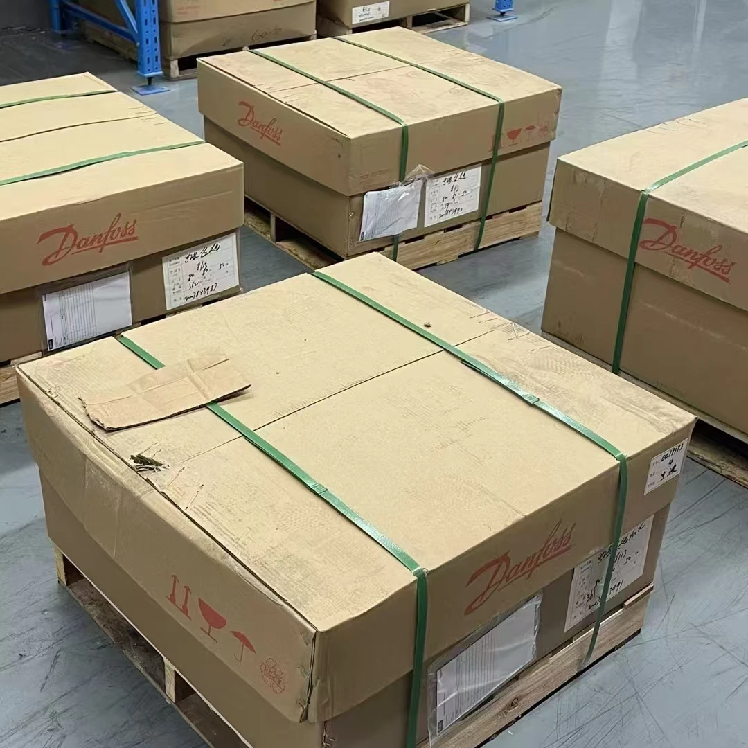 FRR090CLS2730 Hydraulic Pump from Danfoss for Construction Machinery in Stock