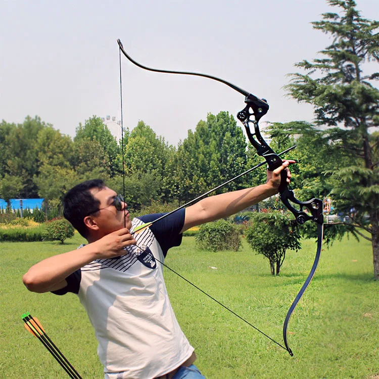 Bow Hunting Outdoor Sports Hunting Shooting Compound Pulley Bow Arrow Sets Recurve Bow Archery
