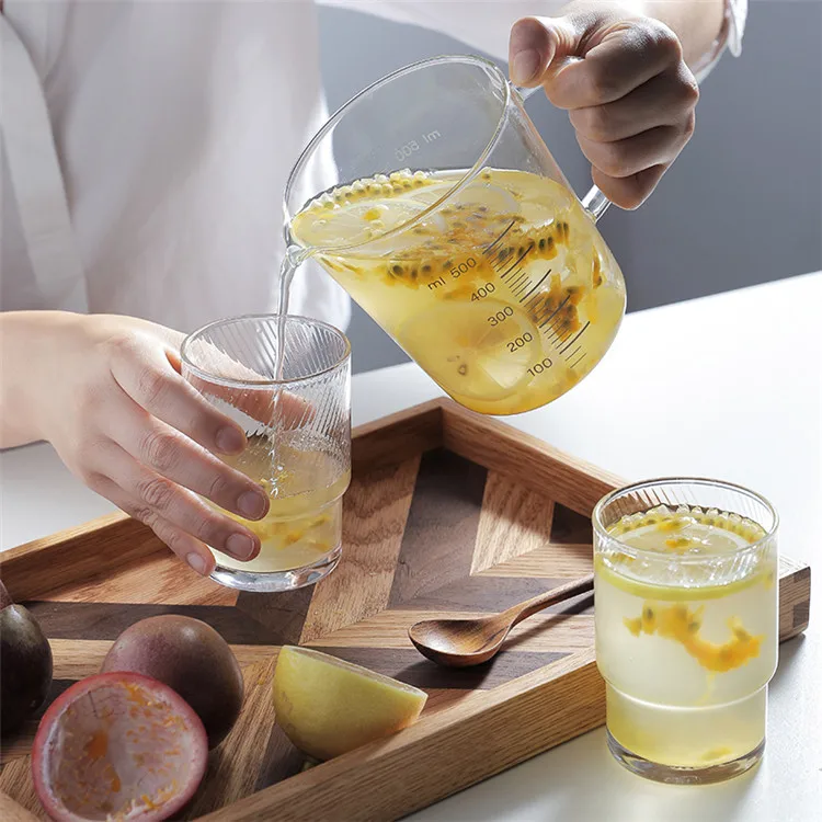 Milk cup with graduated heat-resistant microwave oven