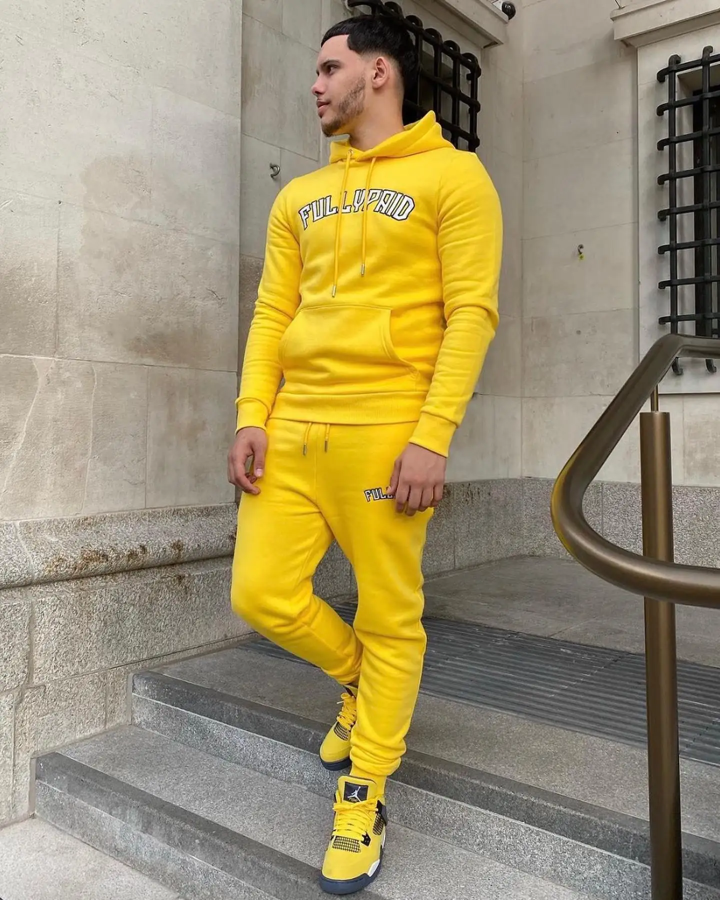 Custom embroidery logo unisex hoodie and jogger two pieces sweatsuit tracksuit set for men