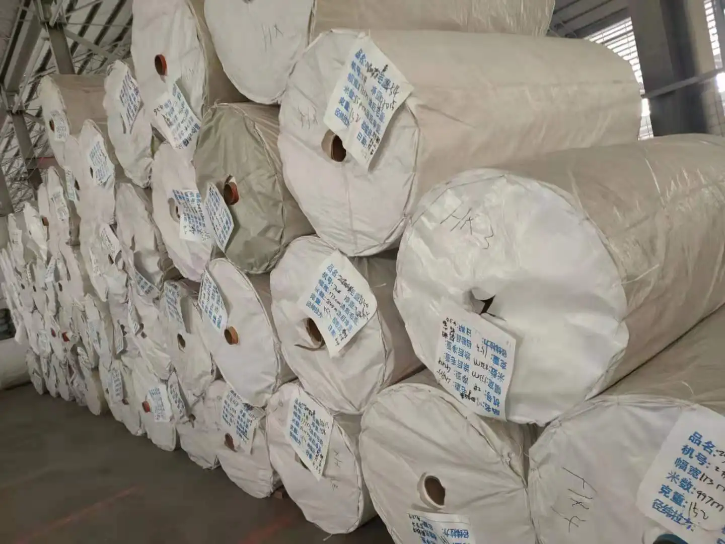 Pp Transparent Woven Cloth/sheet/fabric In Roll For Producing Bags/sacks And As Packing Material Such As Cloth And So On