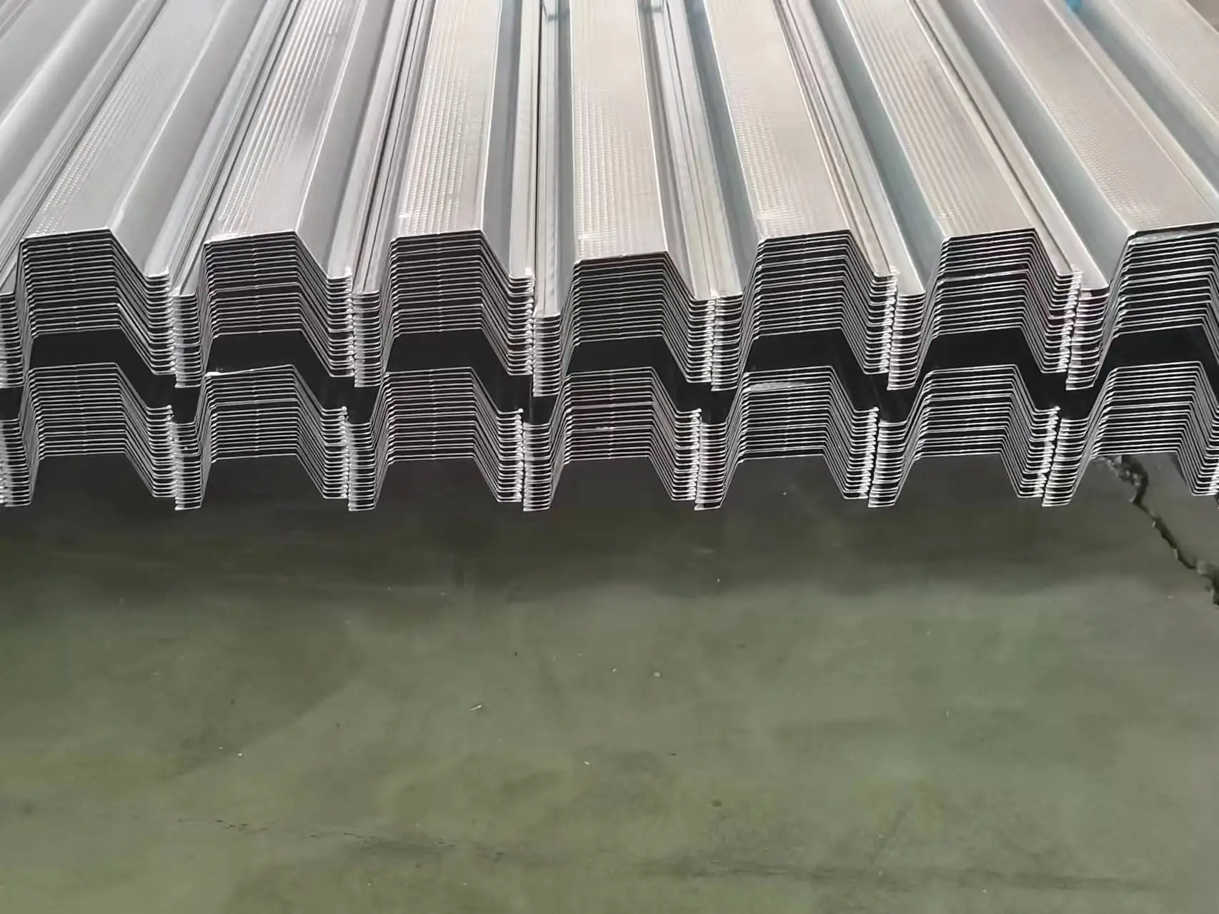 2023 manufacturer best seller light steel keel omega channel for gypsum board omega steel channel