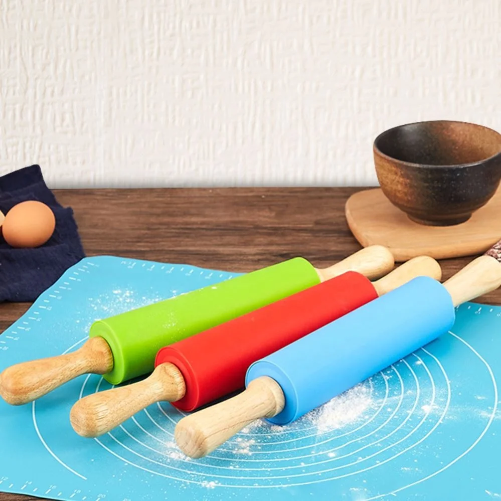 Non Stick Surface Dumpling Noodle Wooden Handle Flour Silicone Rubber Rolling Pin