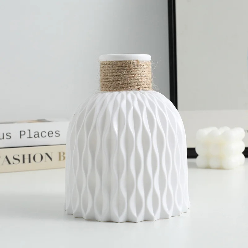 Durable Plastic Vase Home Decoration Pink Lovely Artificial Flower Vase Table Decoration Vases