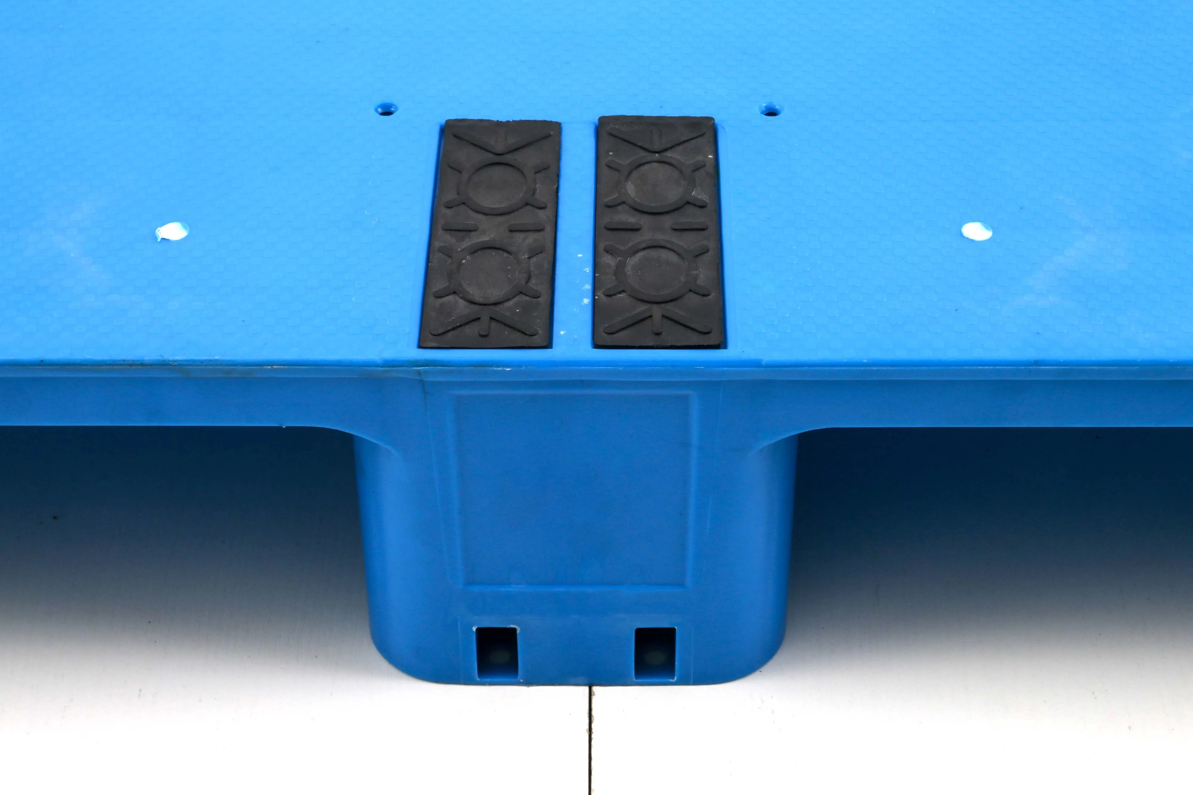 wholesale factory price 1200x1000x150 mm heavy duty durable Solid deck HDPE material plastic pallet for transportation